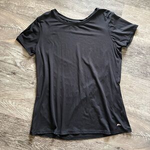 Amazon Essentials Women's Black Short Sleeve Tee